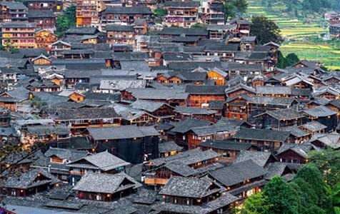 可克达拉6种常见的外墙仿石漆施工工艺！